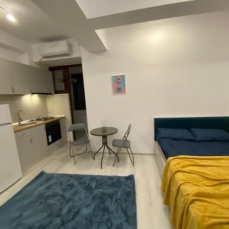 Studio Palas - The Central Spot Ясси Екстер'єр фото