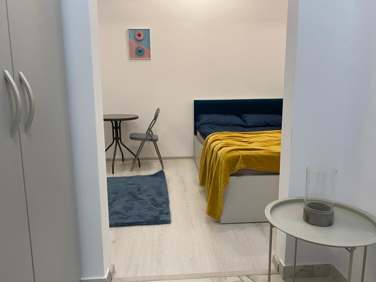 Studio Palas - The Central Spot Ясси Екстер'єр фото